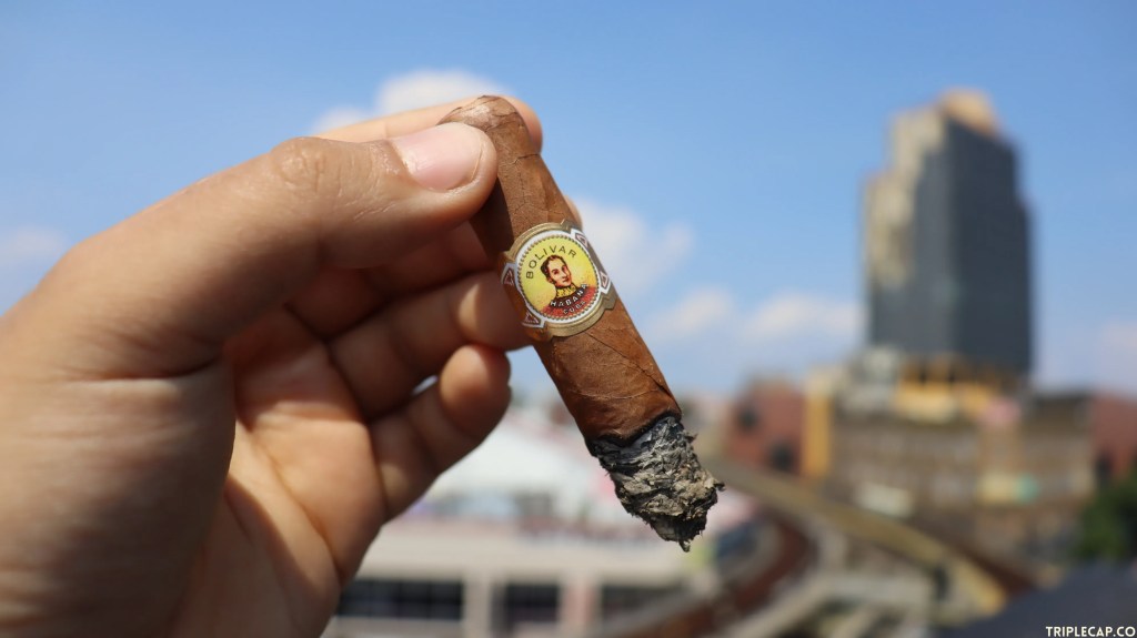 Bolivar Petit Corona Final Third