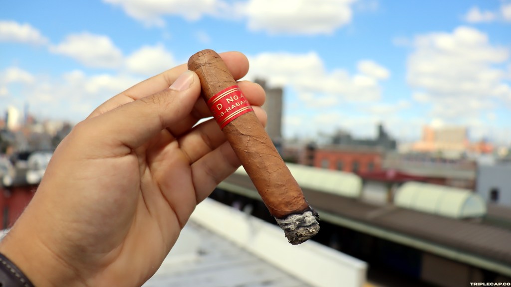 Partagas Serie D No. 4 First Third