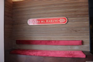La Casa Del Habano Cover Photo